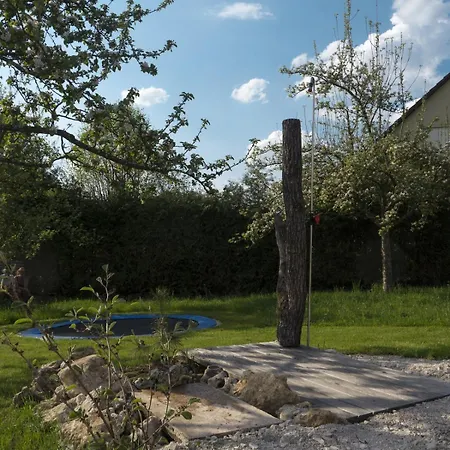 Circus Wagon Shore Leave Polsingen